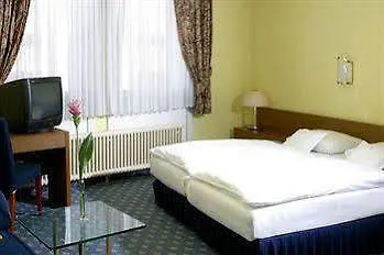 Hotel Koenigshof The Arthouse 3*
