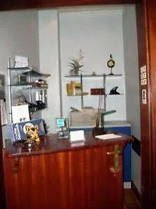 La Isla 2*