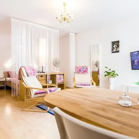 Cgn - Deutzer Bruecke Apartment *