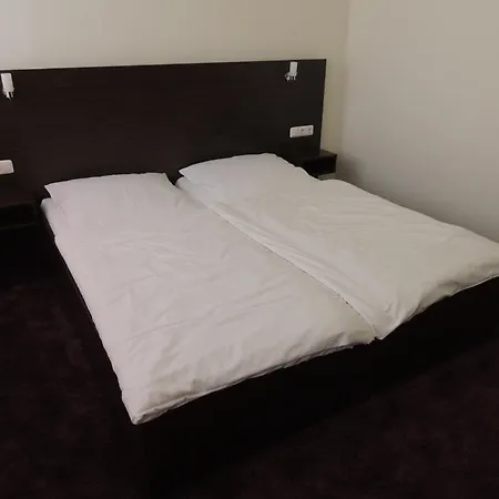 Aaa Budget Hotel Cologne