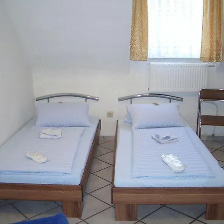 Otel Im Stavenhof 2*