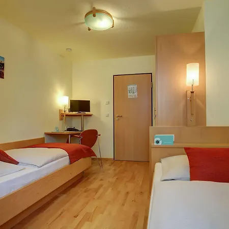 Отель Trip Conti 3*
