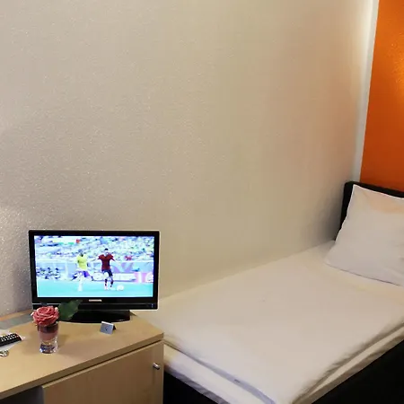 Tante Alma's Koelner 3*