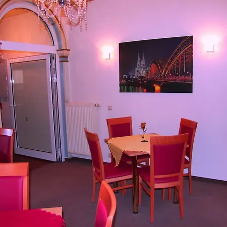 La Isla Hotel