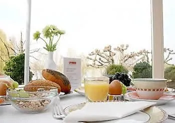 Hotel Rheinblick 4*