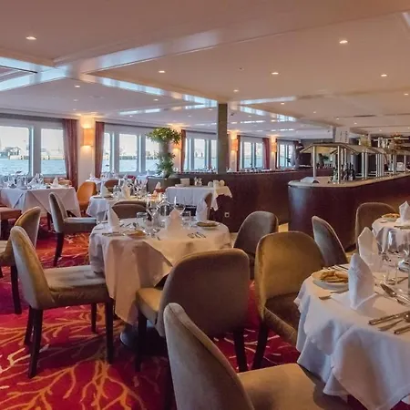Hotelships Holland - Ms Charles Dickens Båthotell Köln