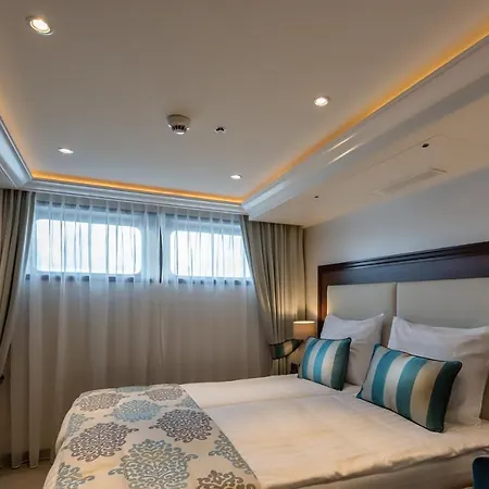 Bateau-hôtel Select Ms Charles Dickens - 5*