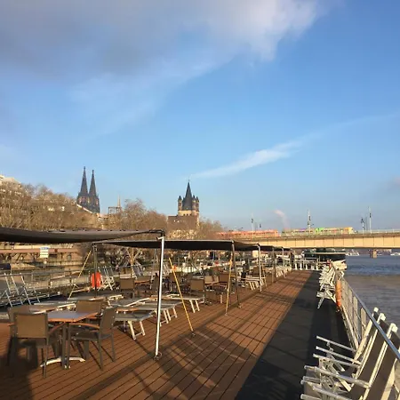 Select Ms Charles Dickens - Bateau-hôtel 5*