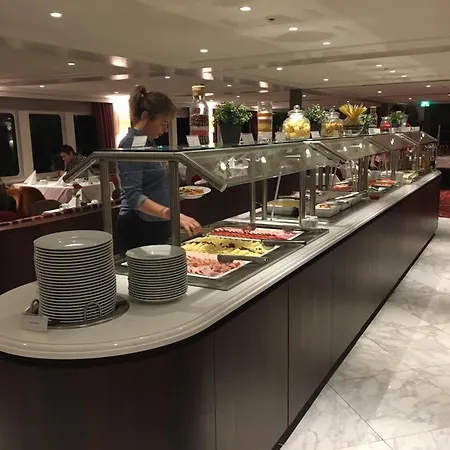 Båthotell Hotelships Holland - Ms Charles Dickens Köln