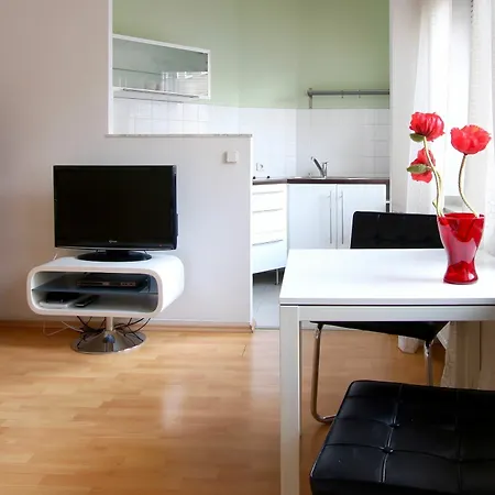 Arthouse Im Pantaleonsviertel * Кёльн