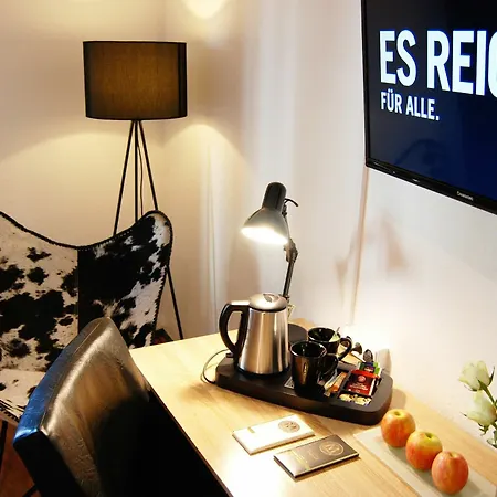 Hotel Smarty Dom - Boardinghouse - Kontaktloser Self Check-in Colónia