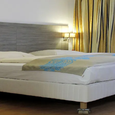 Hotel Apartment Hotel City Inn 2*