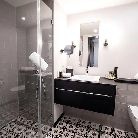 Prevot Restaurant & Hotel 4*