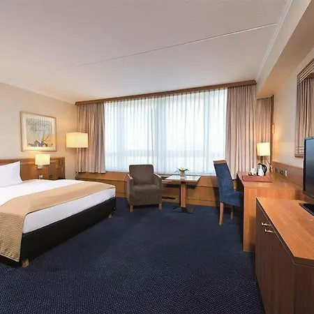 Leonardo Bonn Airport Hotel 4*