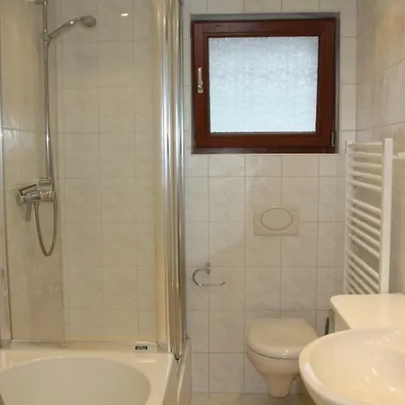 Komfortwohnung Mit Garten In Ruhiger Lage In Dellbruck Apartment