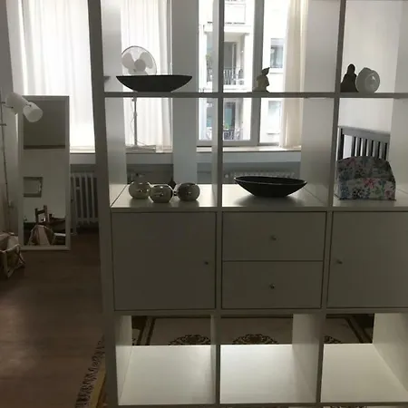 In Der Yogaschule Кёльн