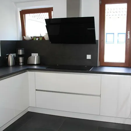 Komfortwohnung Mit Garten In Ruhiger Lage In Dellbruck Apartment *