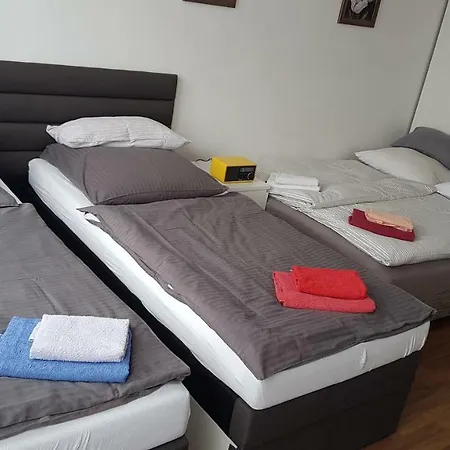Apartment Sonniges Modernes Hoehenberg Cologne