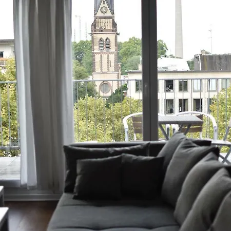 Apartment Dorya Am Ring Cologne