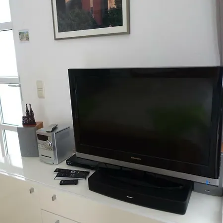 Apartament Wohnen Im Grunen - Rheinnahe Und Stadtnah Kolonia