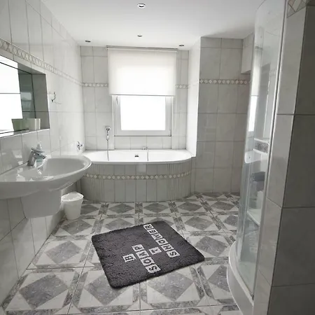 Dorya Am Ring Apartment