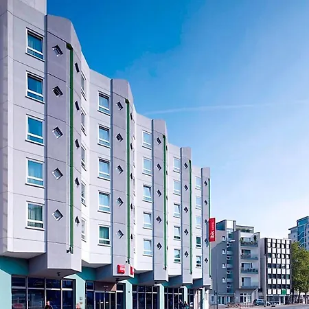 Hotel Ibis Centrum 2*