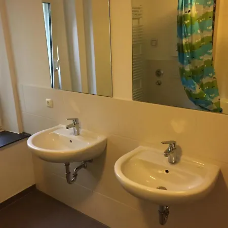 加尼埃米尔酒店