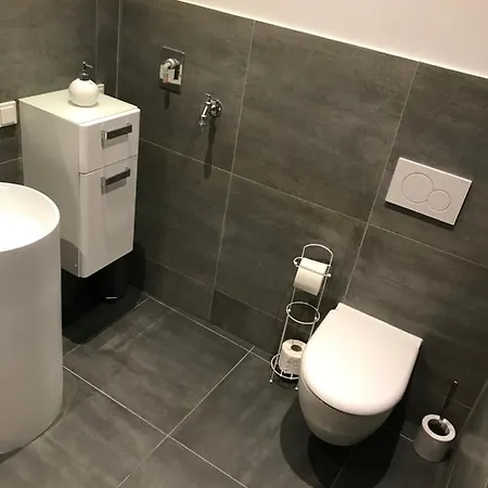 Apartamento Cologne, Airport, *