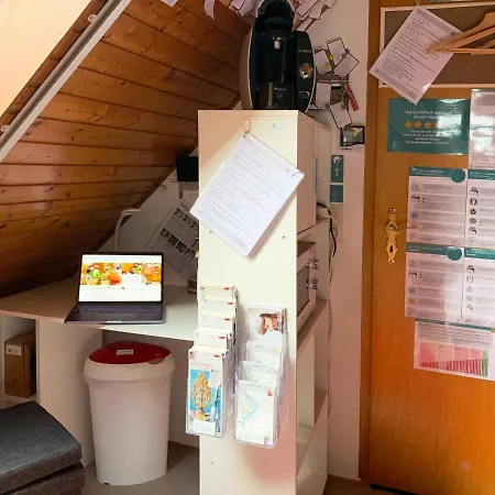 Homestay Feel At Cologne