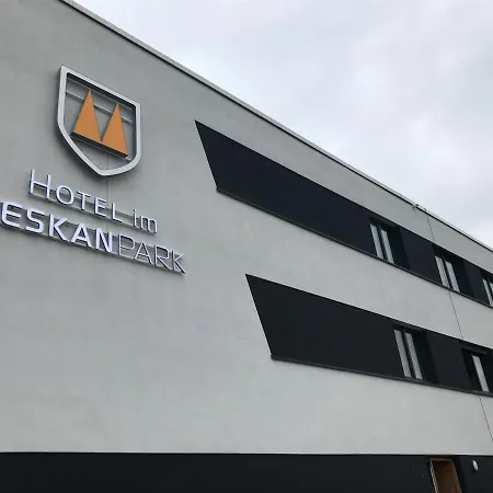 Hotel Im Leskanpark