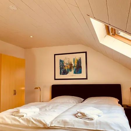 Gasthuis Gasthaus Zur Eule 3*