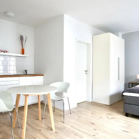 Arthouse Im Pantaleonsviertel Апартаменты *