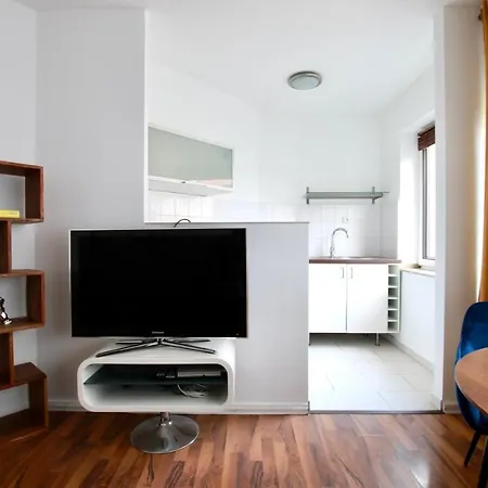 Arthouse Im Pantaleonsviertel Апартаменты *