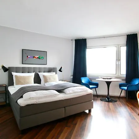 Arthouse Im Pantaleonsviertel * Кёльн