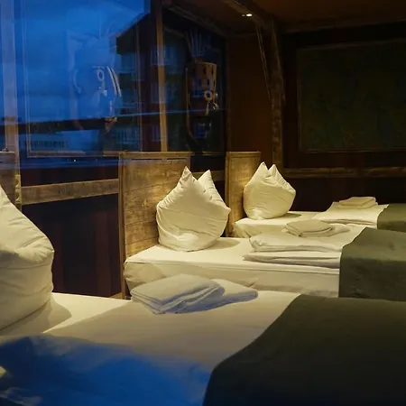 Hotel Mycologne 3*