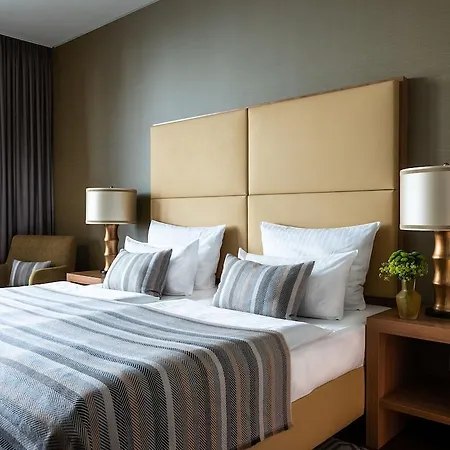 Ameron Regent Hotel