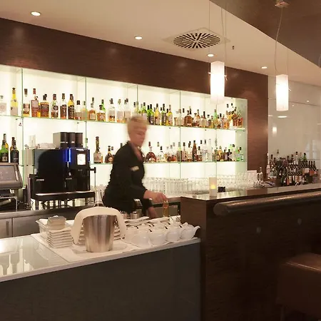 Hilton 5* Cologne