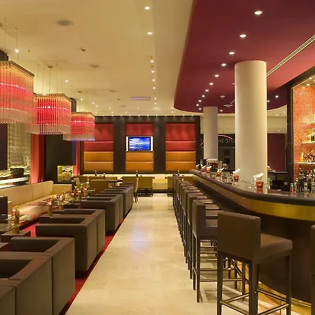 Hotel Pullman
