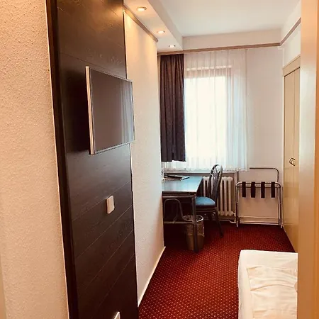 Hotel Kunibert Der Fiese
