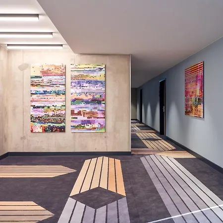 Hotel Urban Loft 4*