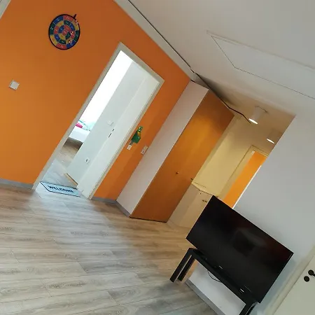 Hardrock Motown Hostel *