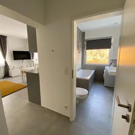 Moderne In Center Apartment *