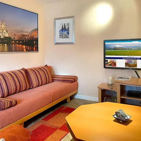 Apartment Koeln-poll