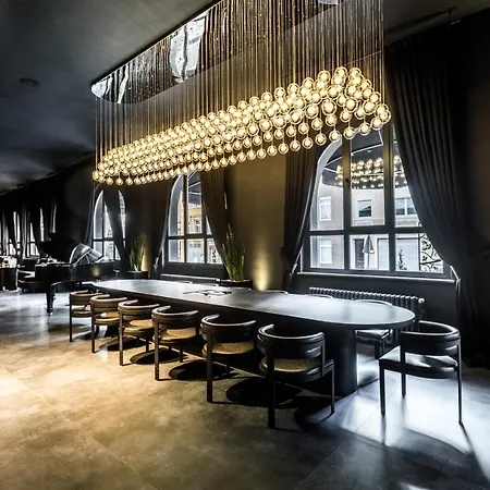 Black Hotel