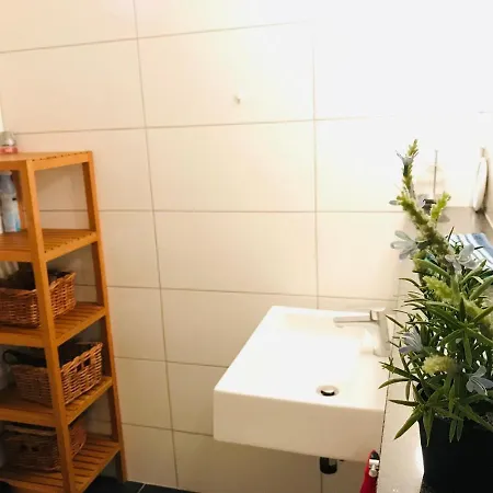 Messe West Apartment *