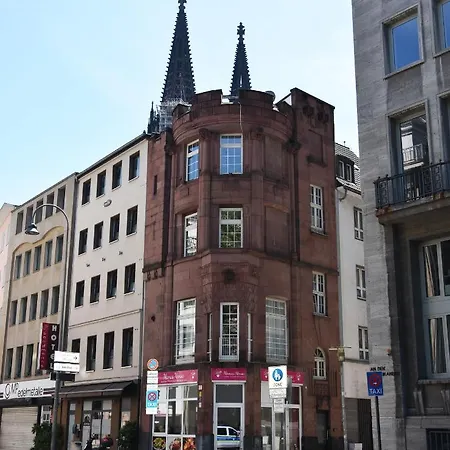 Dom Aparts Apartment *