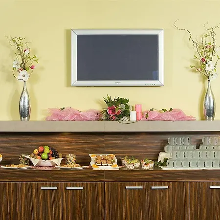 Mercure Belfortstrasse קלן