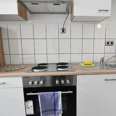 Apartment Dorya Am Ring Cologne