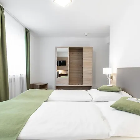 Koeln 2020 Hotel Colonia