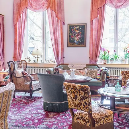 Hotel Tante Alma's Lasthaus Am Ring 3*